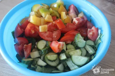 Овощной летний салат: простой рецепт от Адель