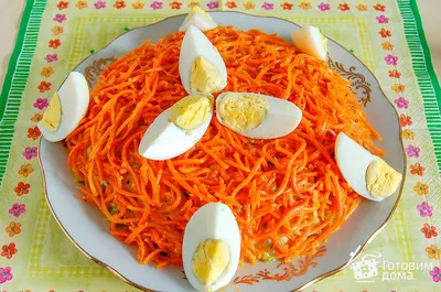 Салат с курицей и корейской морковью — рецепт от ВкусВилл