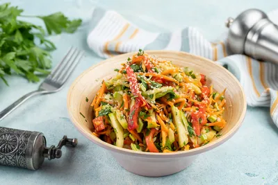 Салат из ветчины с корейской морковью - пошаговый рецепт с фото на Готовим  дома