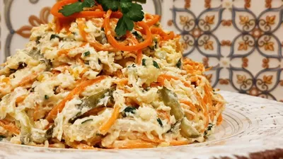 Корейский салат из кабачков и моркови — Zira.uz