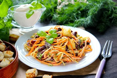 Салат с корейской морковью | Легкая еда, Еда, Рецепты салатов