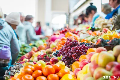 BEAUTIFUL APPORTION OF VEGETABLES AND FRUIT IN SHOPS, IN THE MARKET -  YouTube