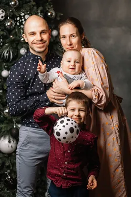 Новогодние фотостудии для семейных фотосессий