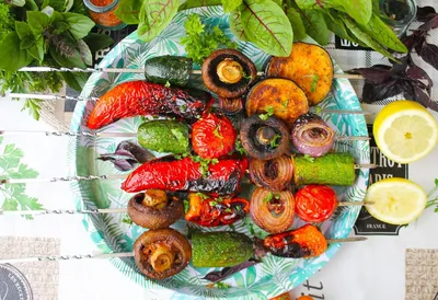 Шашлык овощной на мангале рецепт с фото пошагово - 1000.menu