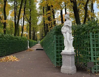 Скульптуры летнего сада в Санкт-Петербурге - описание с названиями
