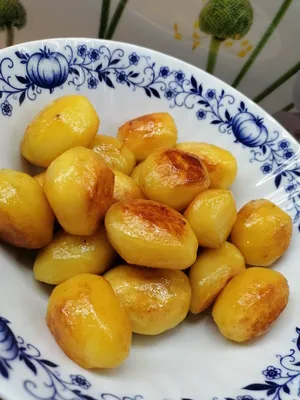 Жареный сладкий картофель с мёдом и соевым соусом - рецепт автора Эико Касаи