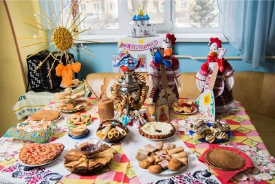 Широкая Масленица 2018: как украсить праздничный стол — BurdaStyle.ru