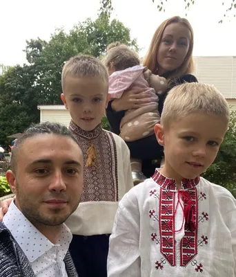 Война в Украине: Тарас Тополя рассказал, куда с началом войны вывез жену  Alyosha с тремя маленькими детьми - фото, видео — Гламур