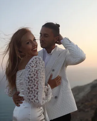 Новости шоу-бизнеса: Alyosha и Тарас Тополя очаровали романтической  фотосессией — фото — Гламур
