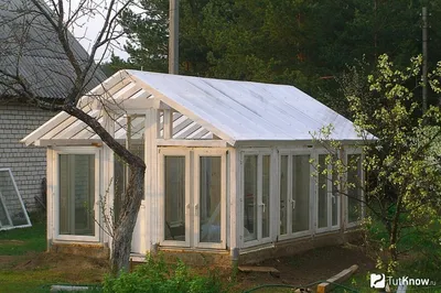 Теплицы из оконных рам 300 фото | Build a greenhouse, Greenhouse plans,  Greenhouse farming