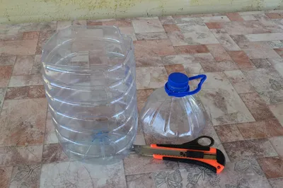 Парник для рассады из пластиковой 5-ти литровой бутылки