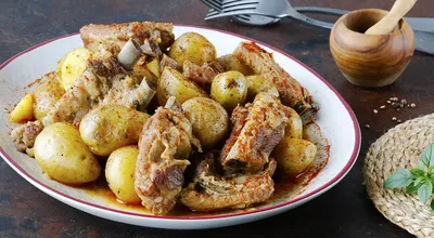Картошка тушеная с мясом и грибами — cookwithdacheff