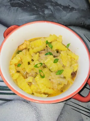 Тушеная картошка с тушенкой в кастрюле: пошаговый рецепт с фото