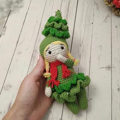 МК вязаная новогодняя игрушка крючком \"Амигурушка Рождественская Елочка\"