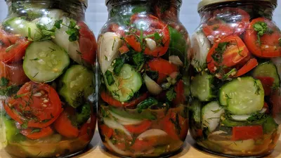 Очень вкусный салат Нежинский на зиму из огурцов, лука и укропа | Ждем  гостей | Рецепты | Дзен