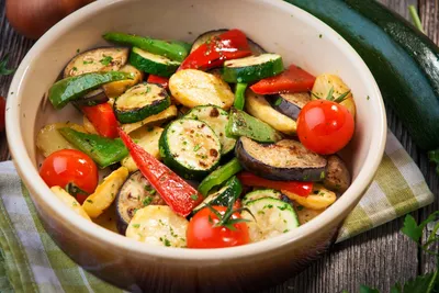 Рецепт запеченных овощей с мясом в духовке | Голосова.net