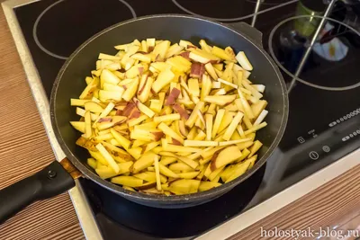 Жареная картошка с зеленым луком и чесноком - пошаговый рецепт с фото на  Готовим дома