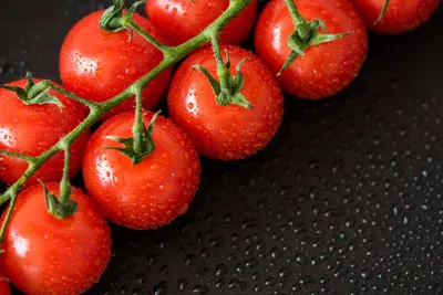 Купить помидоры Черри желтые на ветке 250 г, цены на Мегамаркет | Артикул:  100028179445