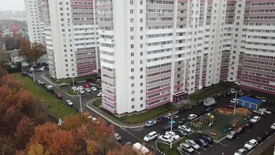 ЖК «Ботанический сад». Машина провалилась в текстуры. Дом без воды,  сообщают местные жители. Вероятно, прорыв… | ВКонтакте