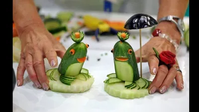Фигурки из овощей и фруктов - 33 фото