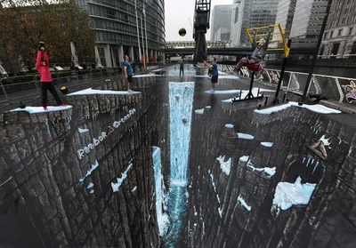 Стрит арт, 3D рисунок, на асфальте…» — создано в Шедевруме