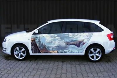 Аэрография на автомобиле Mazda 6 | Волк оборотень