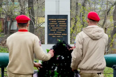Картина Александра Ратникова в стиле арт