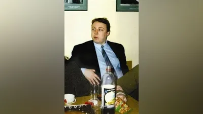 Актерский шик в одном кадре: Александр Семчев на фото