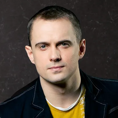 Актер Алексей Комашко на фотографиях высокого качества - скачивайте бесплатно