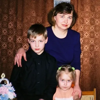 Загадочный и обворожительный: Алексей Воробьёв на фото