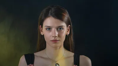 Лицо Театра: Фотографии, Отражающие Талант Анастасии