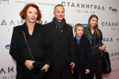 Изображение Анастасии Вертинской: фотографии на айфон для настоящих поклонников