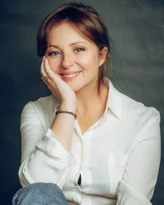 Чарующая Анна Банщикова: пленительная энергетика звезды кино и театра.