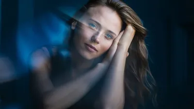 Фото Анны Кошмал на айфон: стильный фон для вашего смартфона