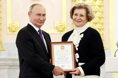 Обои для рабочего стола с фото Анны Поповой.