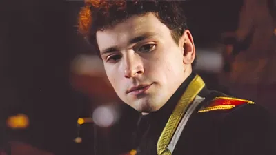 Антон Хабаров: знаменитость снимается для объективов