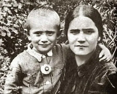 HD фото Армена Джигарханяна: величие кино и театра в высоком качестве