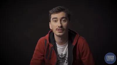 Фотографии Артема Калайджяна: выберите формат и размер для скачивания.