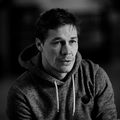 Изображение Артёма Быстрова: искусство сияющее на вашем рабочем столе