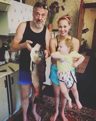 Разнообразие лиц Артура Ваха в фотографиях