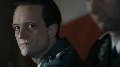 GIF анимации с Аугустом Дилем