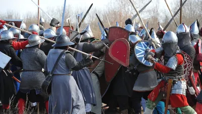 Ледовое побоище - 18 апреля 1242 года русское воинство князя Александра  Невского побило Ливонский орден германских рыцарей на Чудском озере -  Брянский ворчун