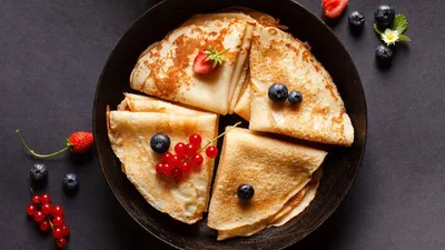 Нутрициолог рассказала, как приготовить вкусные диетические блины на  Масленицу