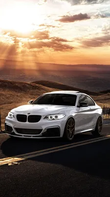 BMW First to Let You Unlock, Start Your Car With iPhone Digital Key |  Cars.com