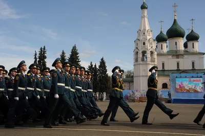 9 мая — «День Великой Победы» — Парковый комплекс истории техники
