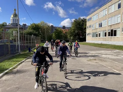 Фон с изображением Дарьи Алыповой: создайте атмосферу красоты и элегантности