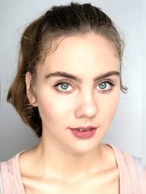 Фотк Дарьи Пицик для фонов на телефон