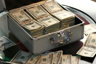Investor.nadezhda21 - Сегодня речь пойдет о 7 правилах денежной удачи,  которое помогает привлечь денежный поток в жизнь каждого человека. 7 вещей,  которые обязательно нужно сделать с зарплатой, чтобы в доме всегда водились