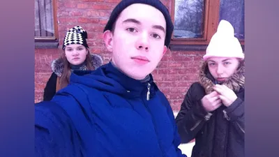 Интригующая аура Дениса Власенко на фотографиях