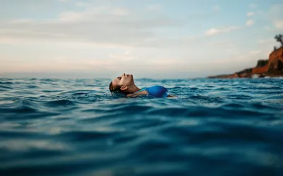 фото на берегу моря | Пляжные портреты, Пляжные фотографии девушек, Идеи  для фото